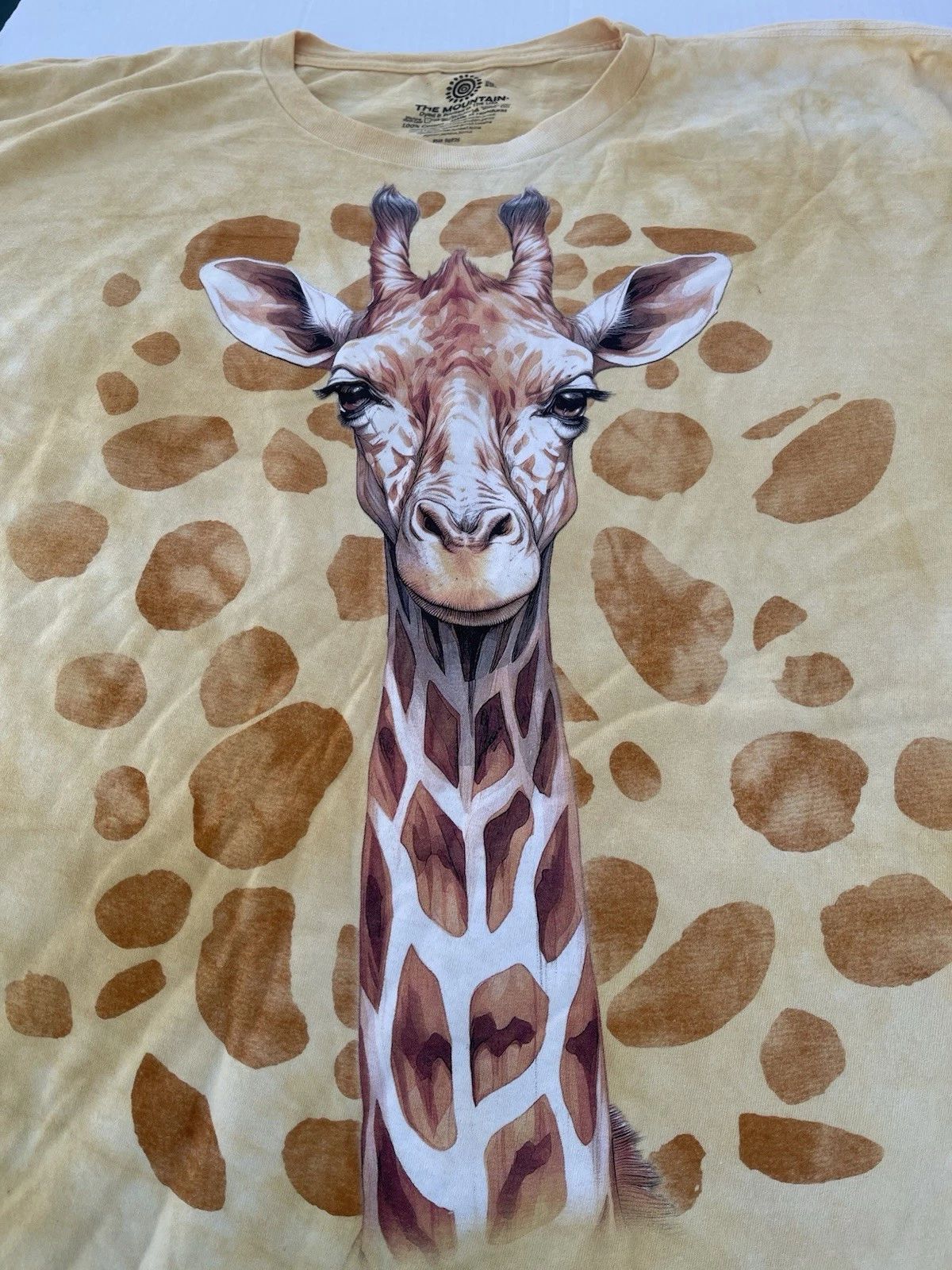 The Mountain Giraffe T-Shirt New Size 3XL