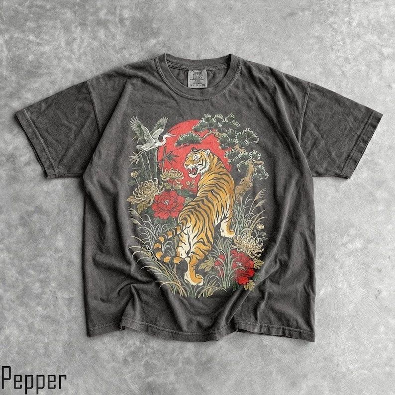 Retro Tiger T-Shirt - Men & Women's Unisex Graphic Tee - Vintage Boho Shirt